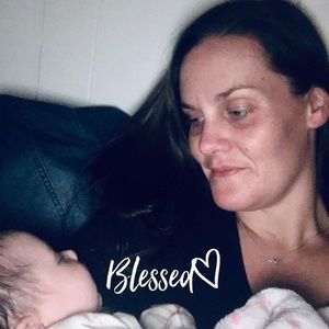 Meet your Posher, Kayley elizabeth